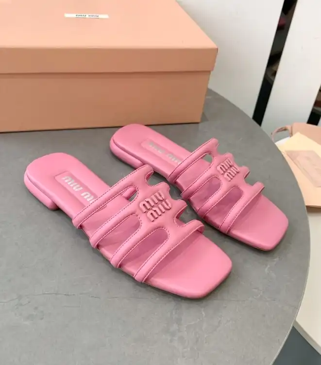 hype Miu Miu Slippers