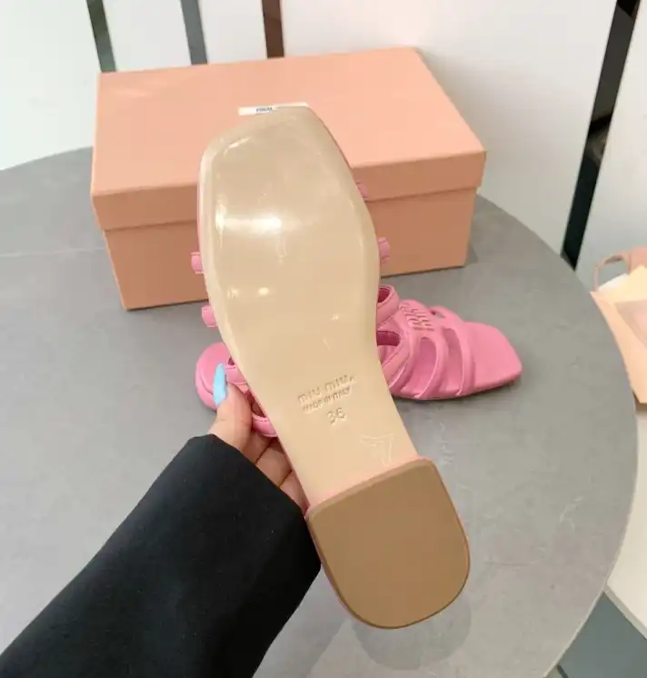 hype Miu Miu Slippers