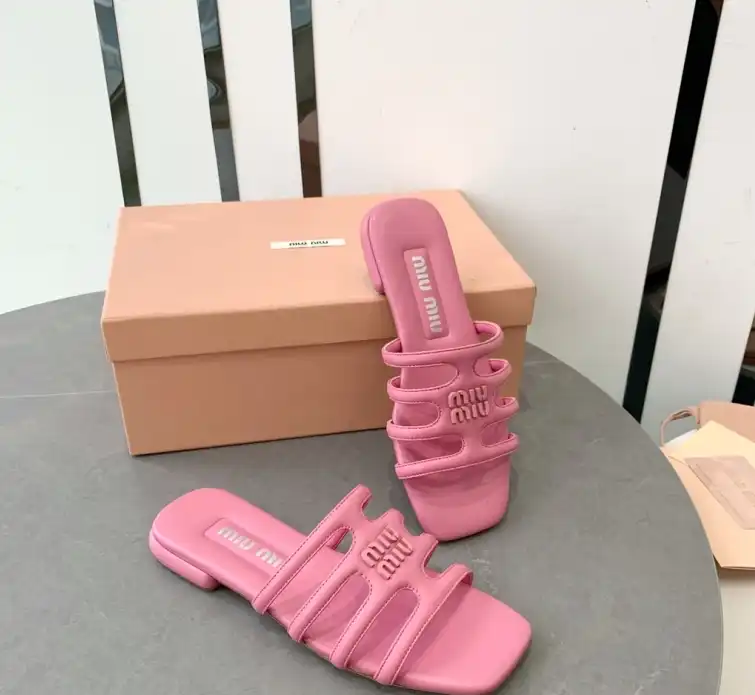 hype Miu Miu Slippers