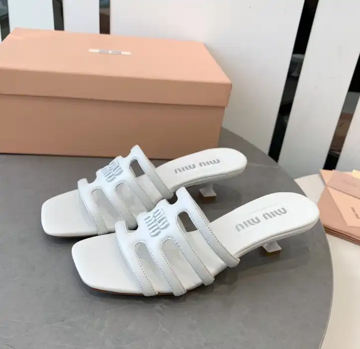 hype Miu Miu Slippers