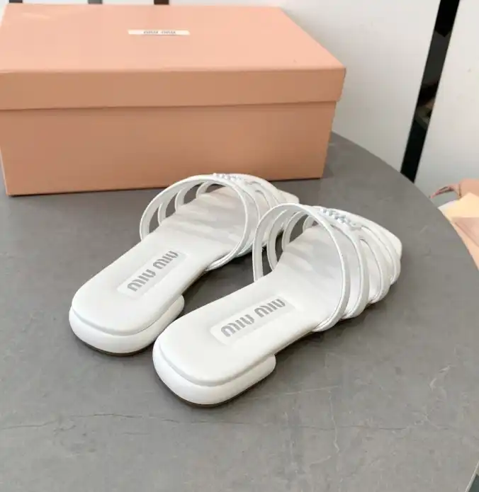 hype Miu Miu Slippers