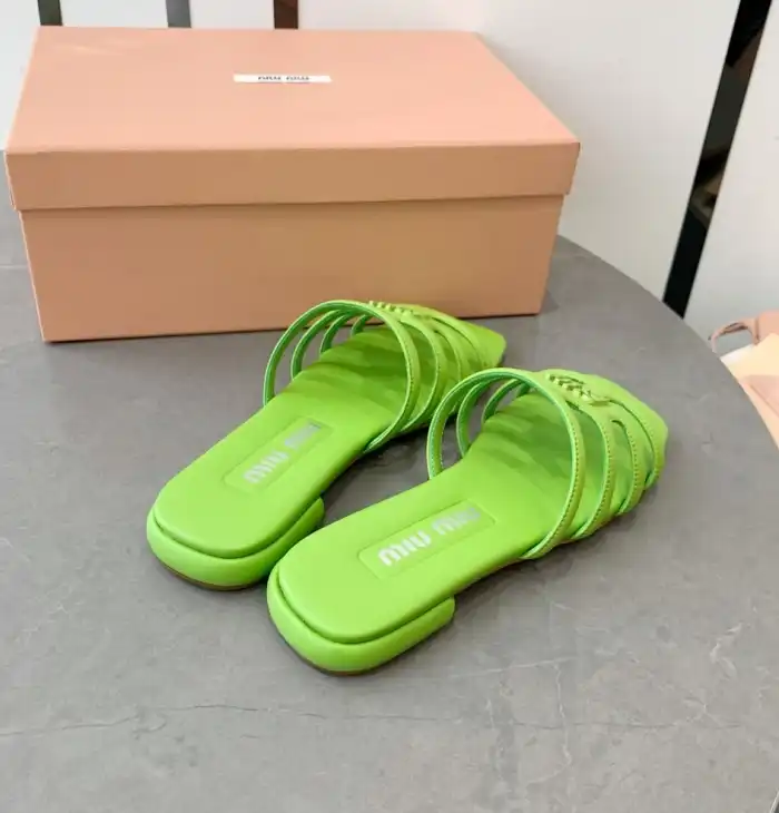 hype Miu Miu Slippers