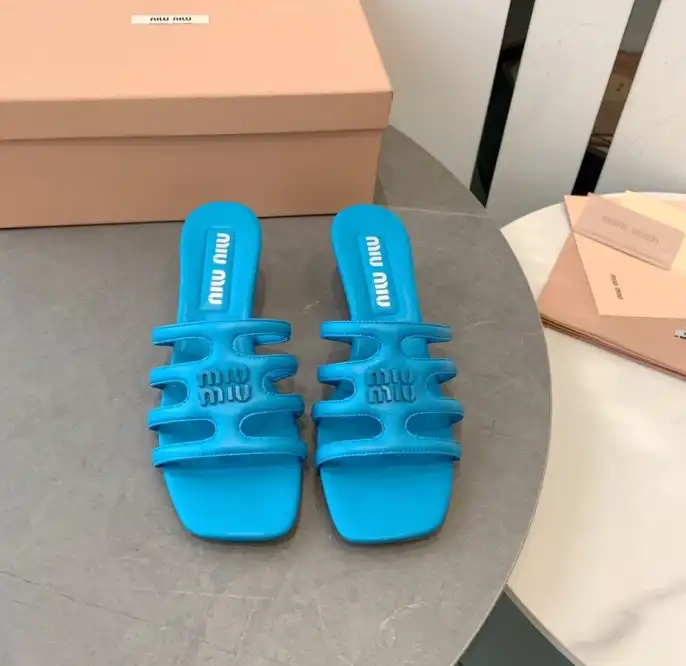 hype Miu Miu Slippers