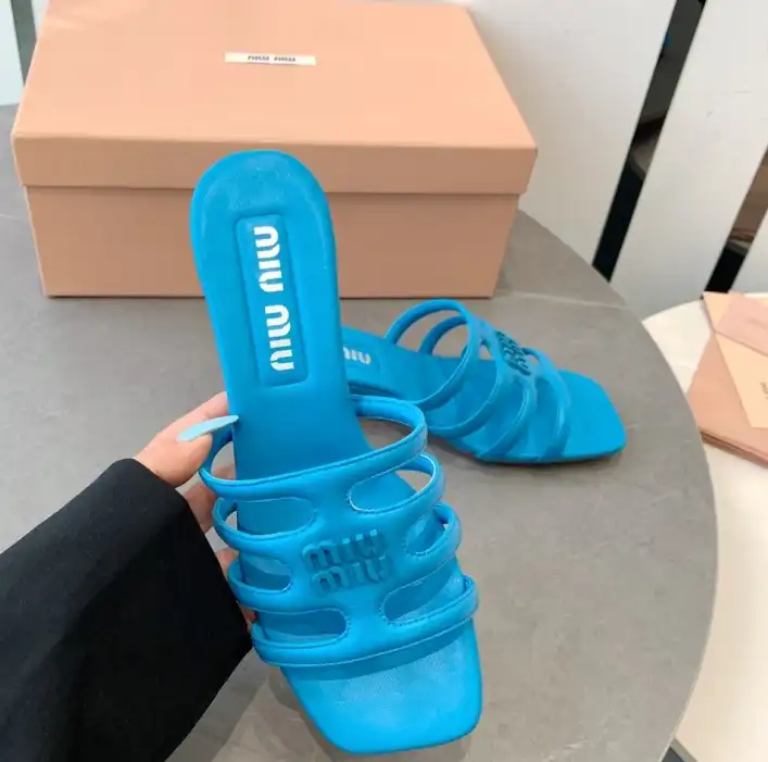 hype Miu Miu Slippers