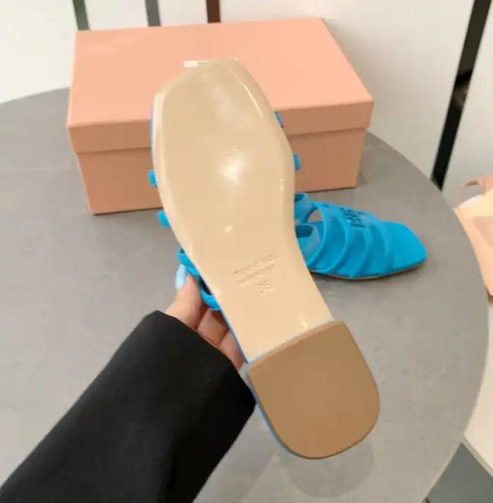 hype Miu Miu Slippers