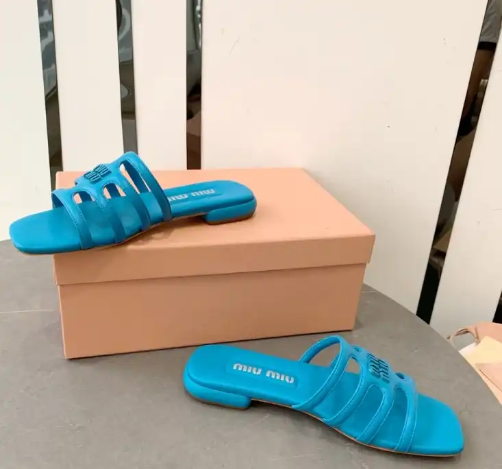 hype Miu Miu Slippers