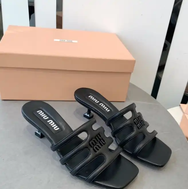 hype Miu Miu Slippers