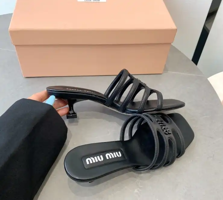 hype Miu Miu Slippers