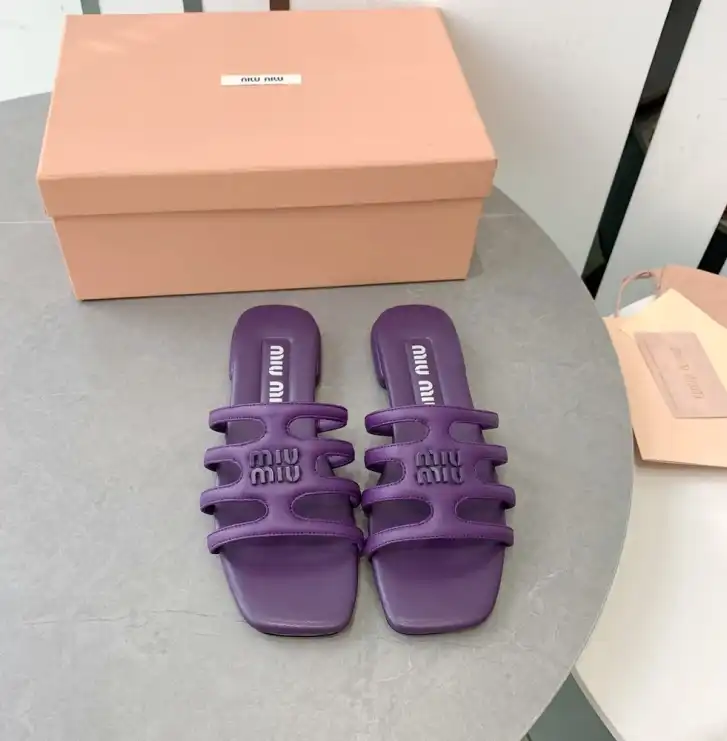 hype Miu Miu Slippers