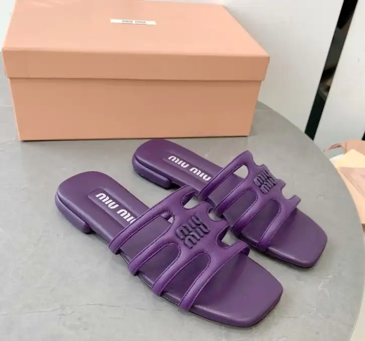 hype Miu Miu Slippers