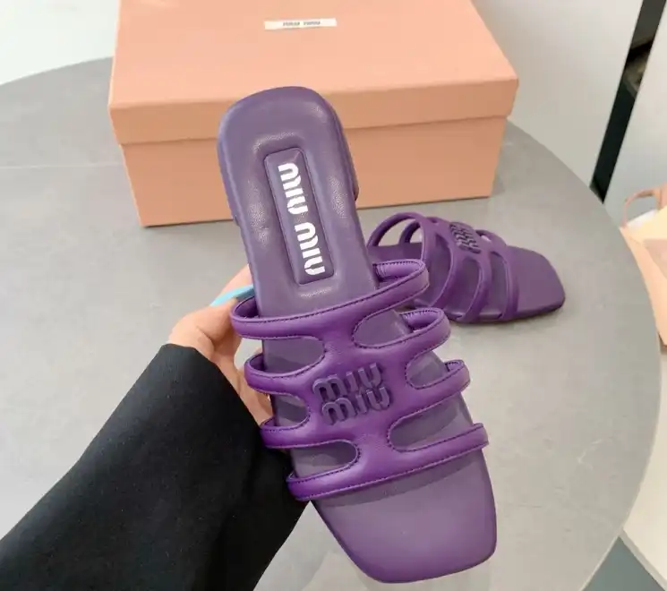 hype Miu Miu Slippers