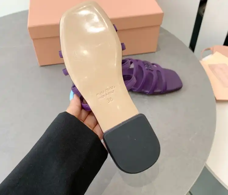 hype Miu Miu Slippers