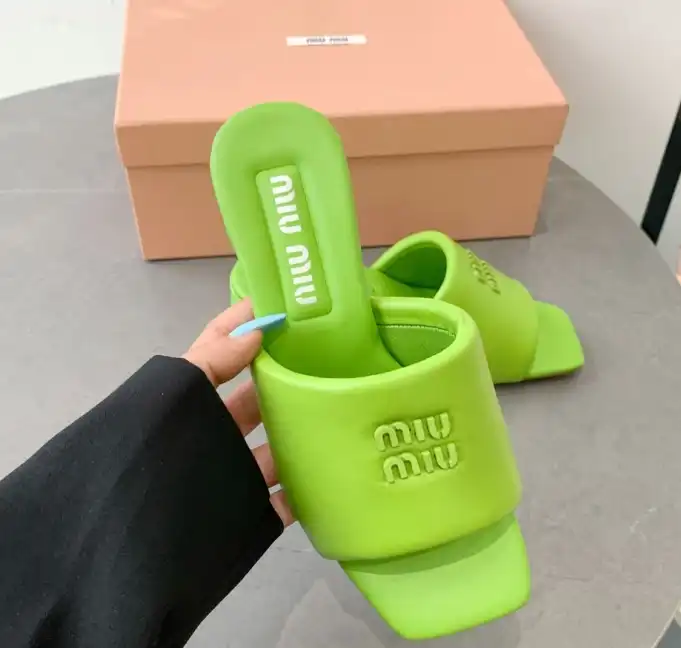 hype Miu Miu Slippers