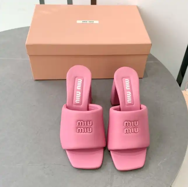 hype Miu Miu Slippers