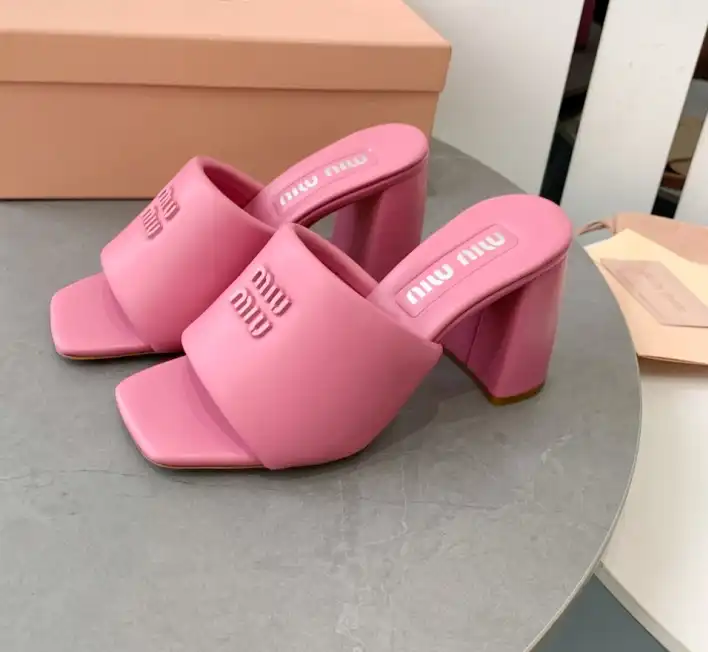 hype Miu Miu Slippers