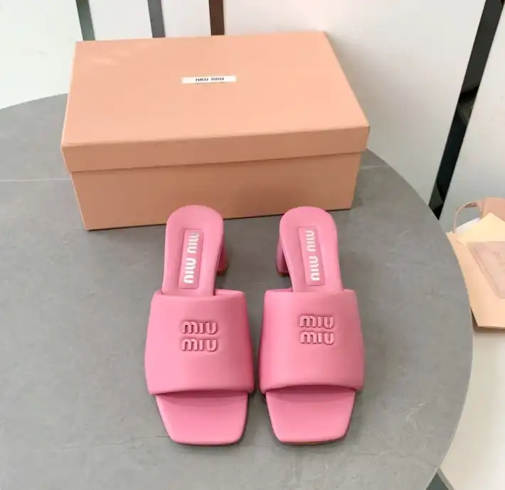 hype Miu Miu Slippers