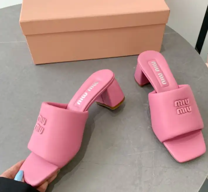 hype Miu Miu Slippers