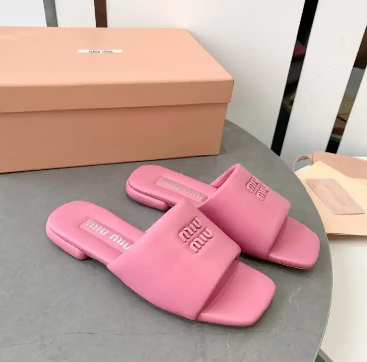 hype Miu Miu Slippers