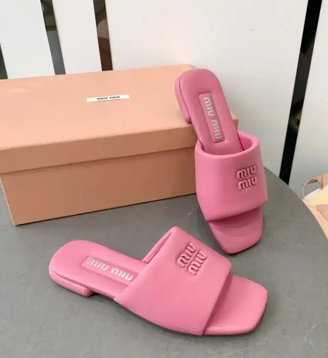 hype Miu Miu Slippers