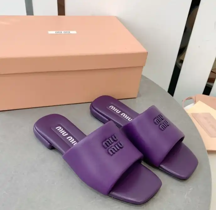 hype Miu Miu Slippers