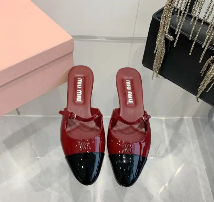 hype Miu Miu Slippers