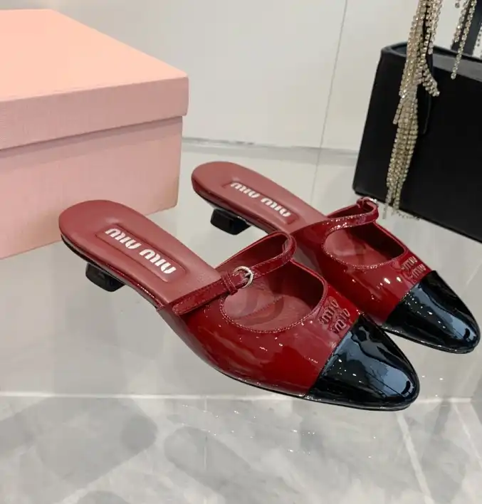 hype Miu Miu Slippers