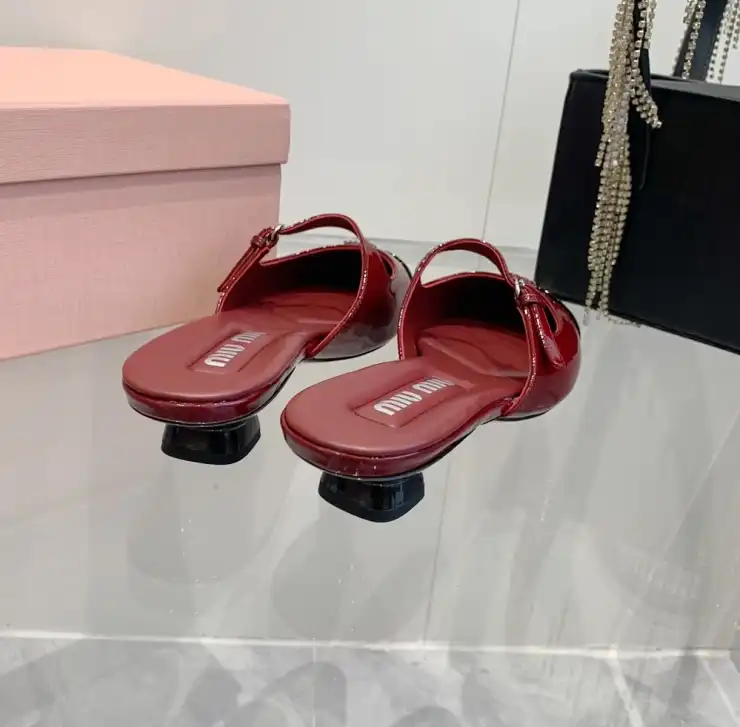 hype Miu Miu Slippers