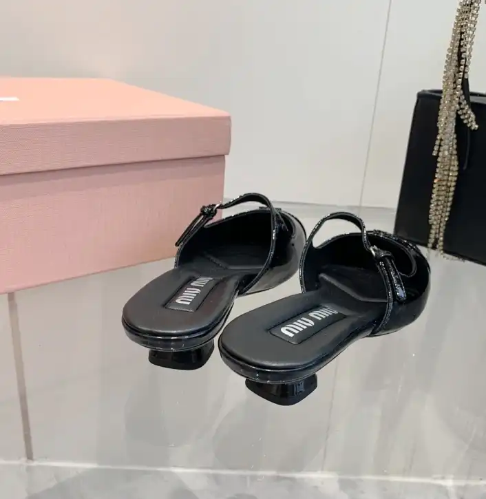 hype Miu Miu Slippers