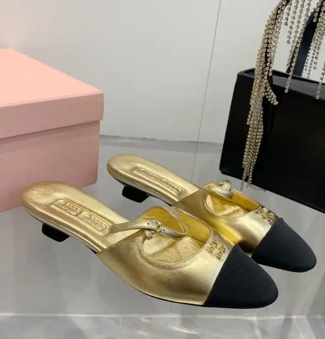 hype Miu Miu Slippers