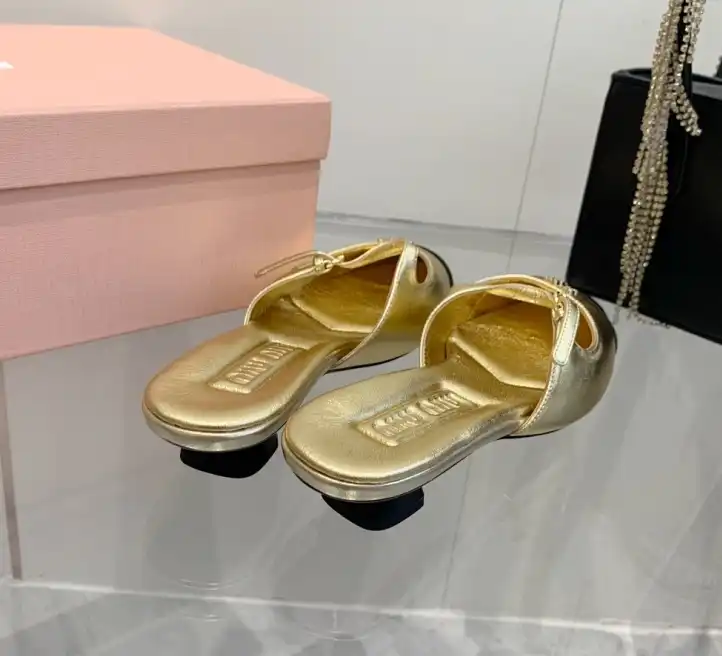 hype Miu Miu Slippers