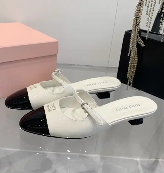 hype Miu Miu Slippers