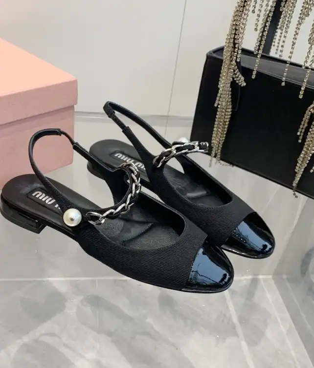 hype Miu Miu Slippers