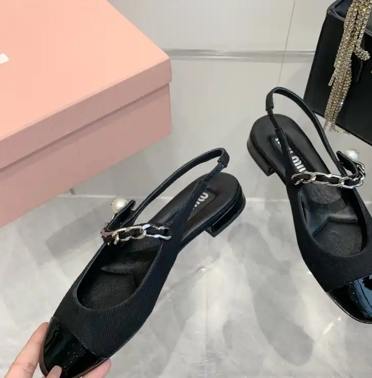 hype Miu Miu Slippers