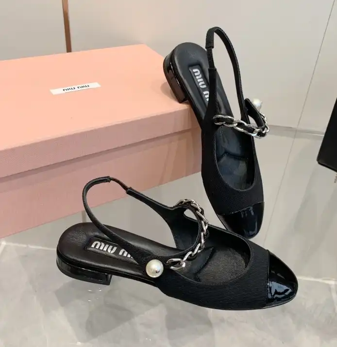 hype Miu Miu Slippers