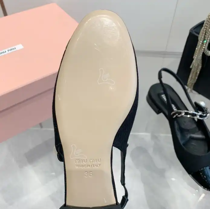 hype Miu Miu Slippers