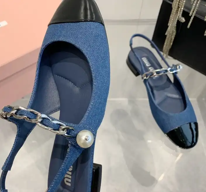 hype Miu Miu Slippers