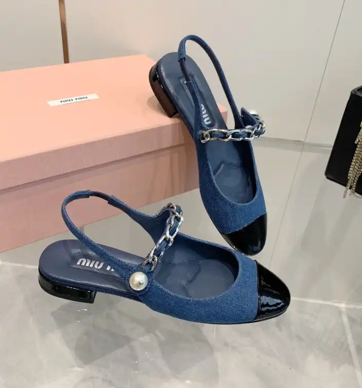 hype Miu Miu Slippers