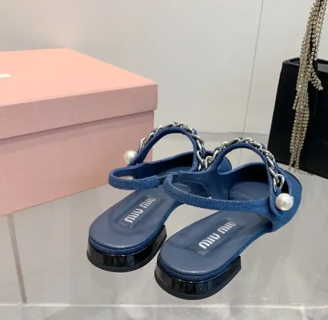 hype Miu Miu Slippers