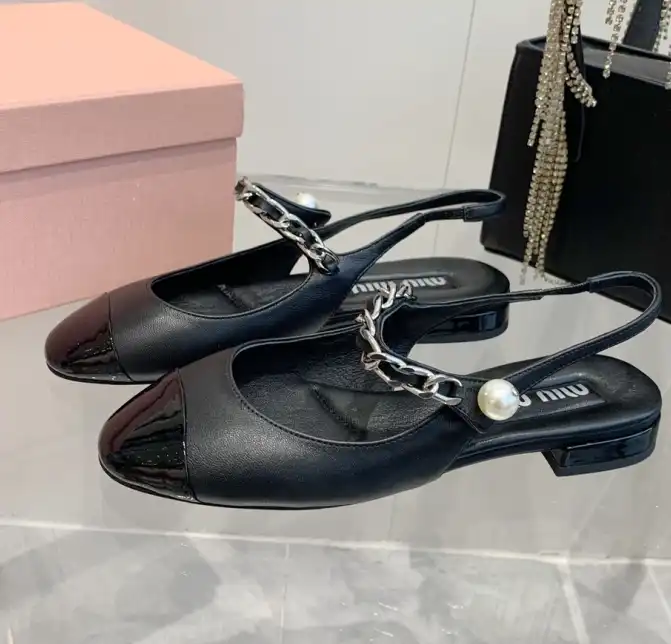 hype Miu Miu Slippers