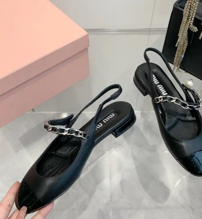 hype Miu Miu Slippers