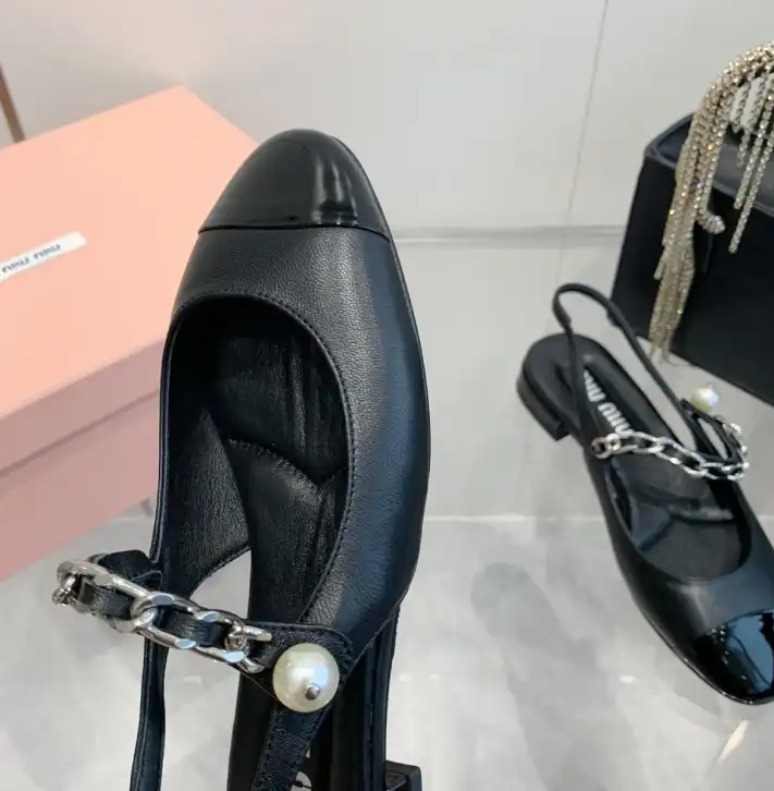 hype Miu Miu Slippers