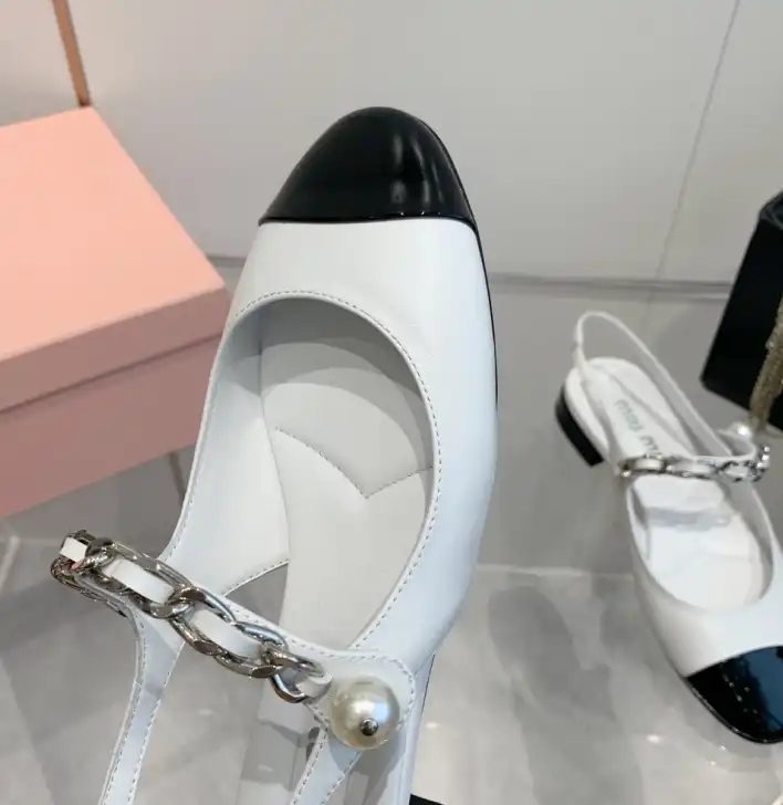 hype Miu Miu Slippers