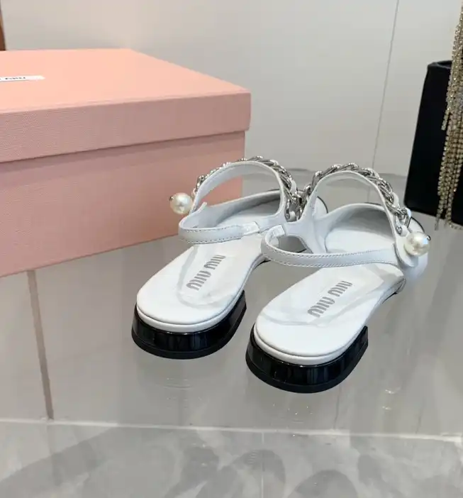 hype Miu Miu Slippers