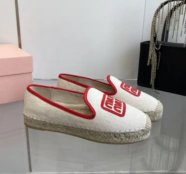 hype Miu Miu Slippers