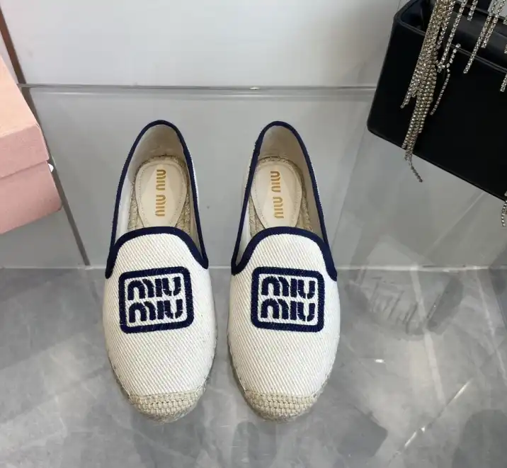 hype Miu Miu Slippers