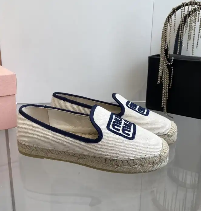 hype Miu Miu Slippers