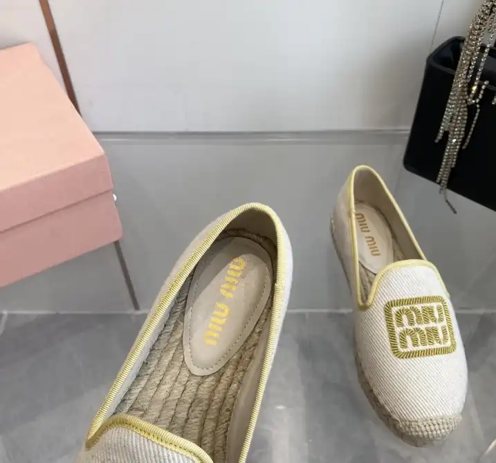 hype Miu Miu Slippers