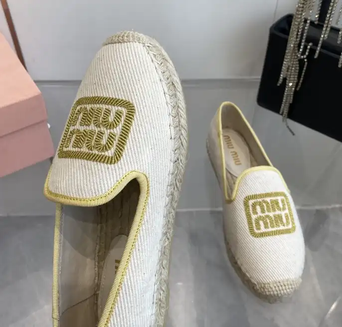 hype Miu Miu Slippers