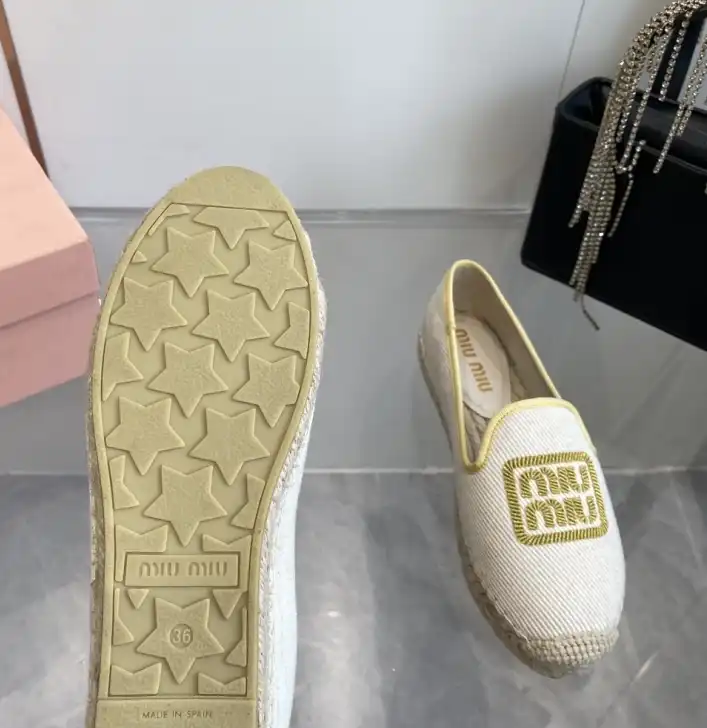 hype Miu Miu Slippers