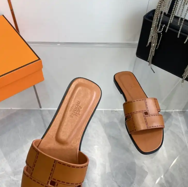 hype Hermes Slippers